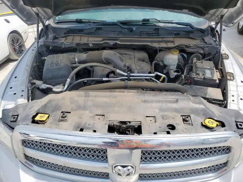 2017 RAM 1500 SLT  