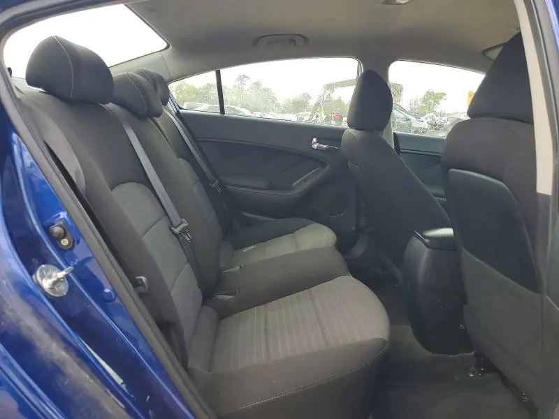 2018 KIA FORTE S  