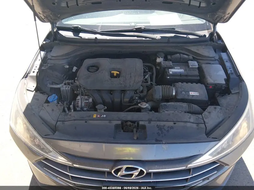 2019 HYUNDAI ELANTRA SE