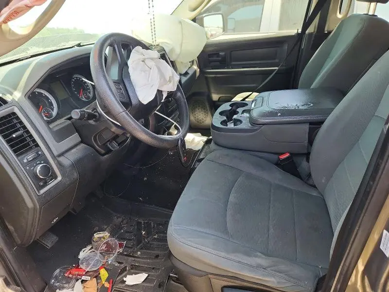 2013 RAM 1500 ST  