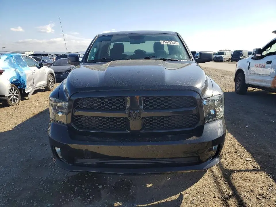 2016 RAM 1500 ST  