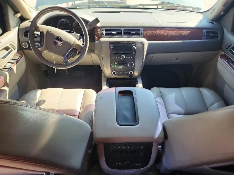 2010 GMC YUKON SLT  
