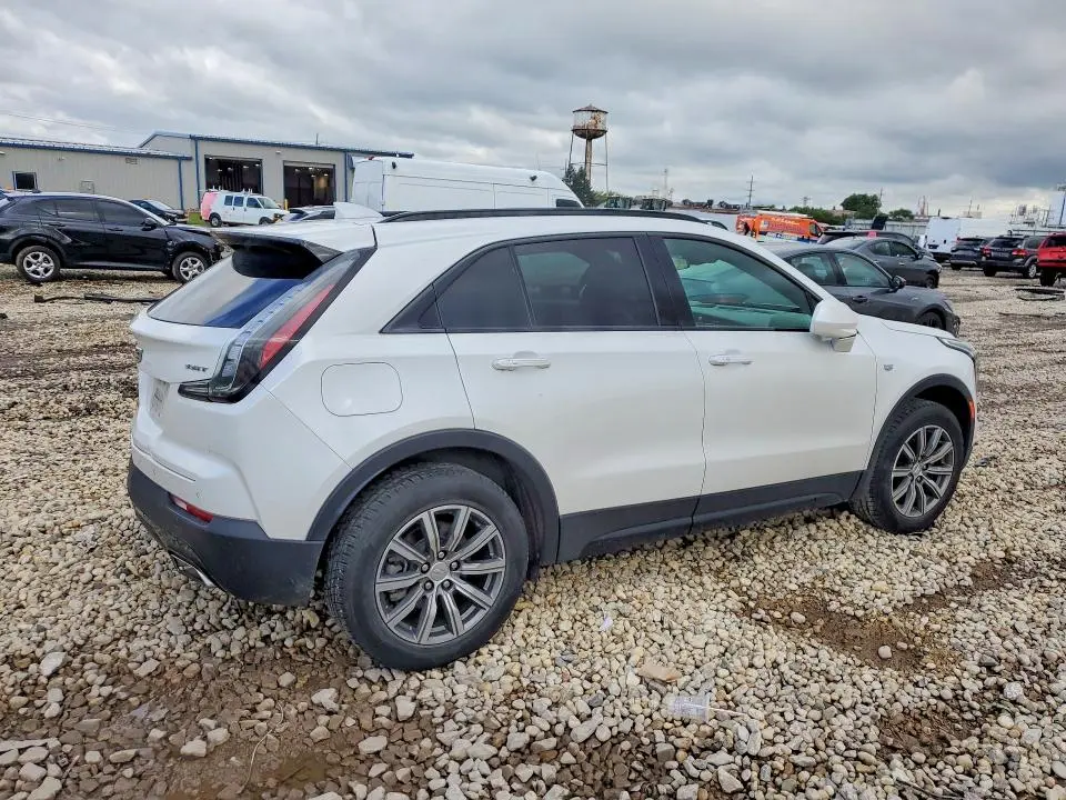 2020 CADILLAC XT4 SPORT  