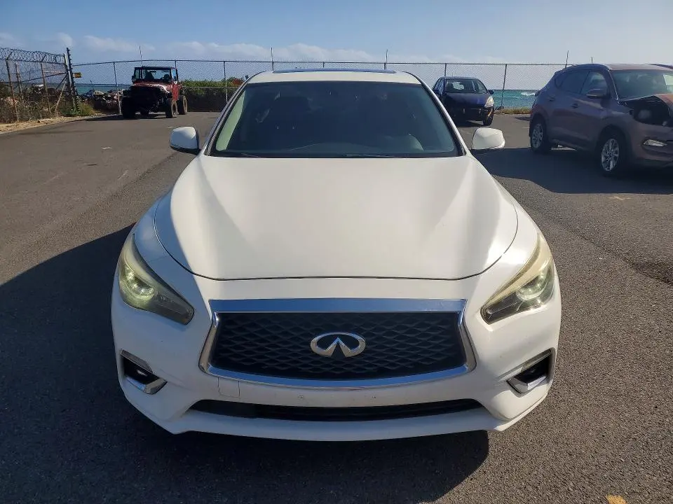 2019 INFINITI Q50 LUXE  