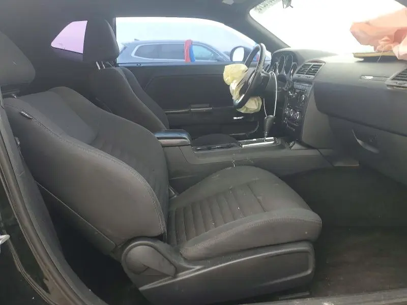 2013 DODGE CHALLENGER SXT  