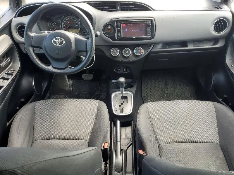 2015 TOYOTA YARIS 5-DOOR L  