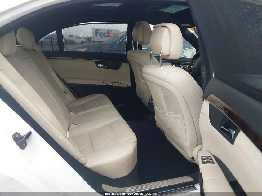 2013 MERCEDES-BENZ S 550  