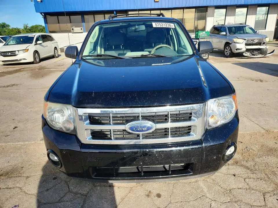 2010 FORD ESCAPE XLT  