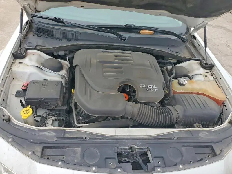 2016 CHRYSLER 300C   