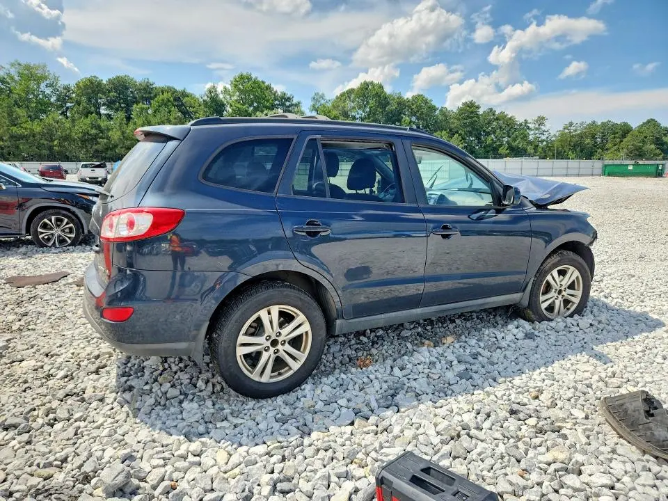 2010 HYUNDAI SANTA FE SE  