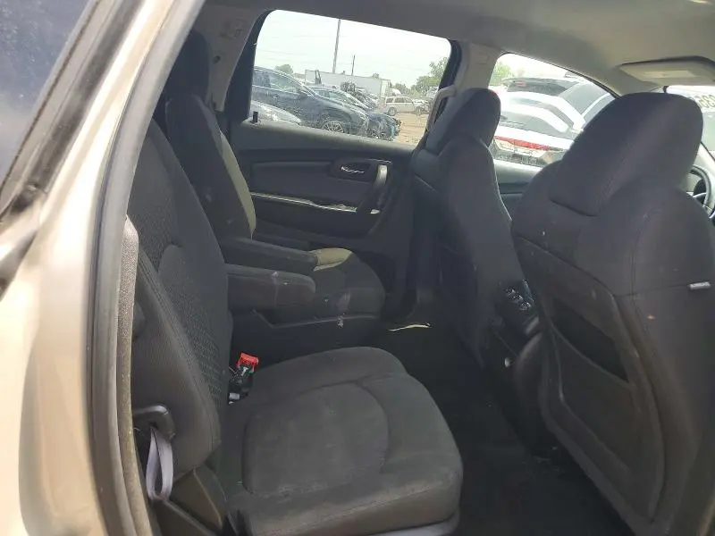 2012 CHEVROLET TRAVERSE LT  