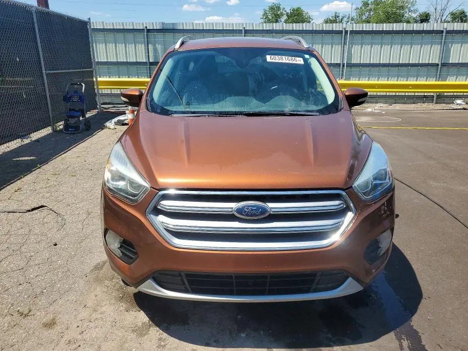 2017 FORD ESCAPE TITANIUM  