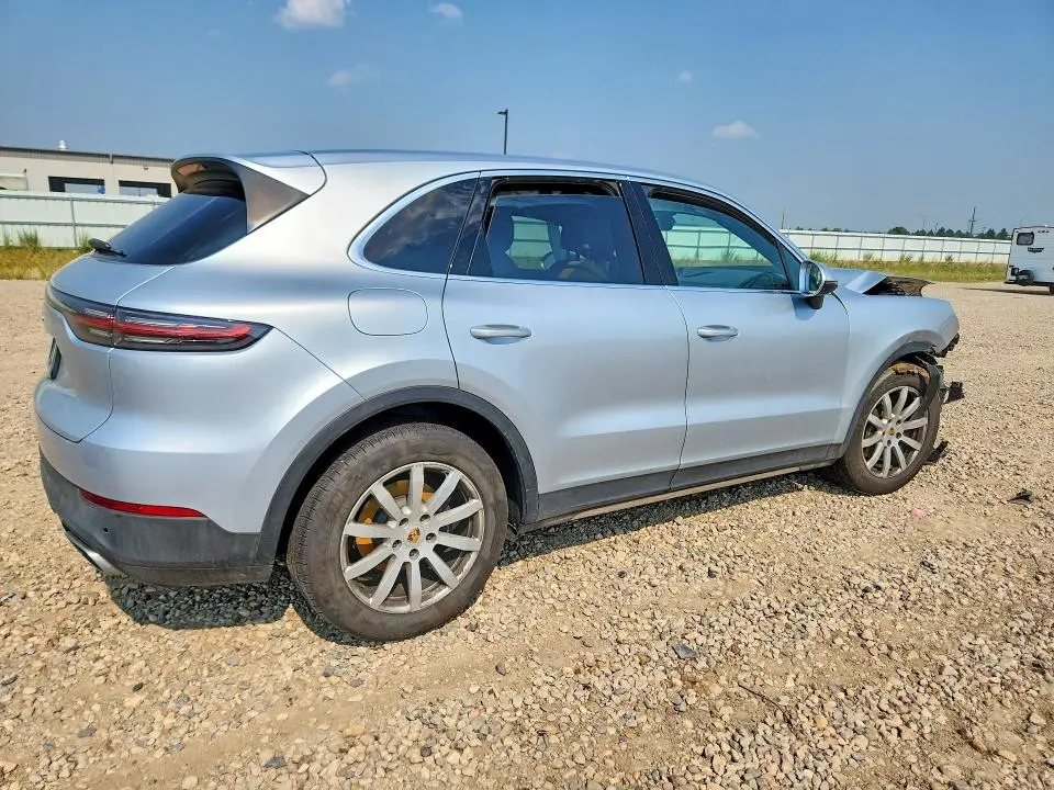 2019 PORSCHE CAYENNE   