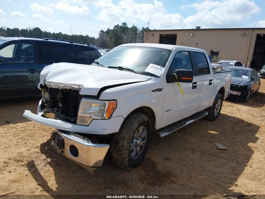 2011 FORD F-150 XLT