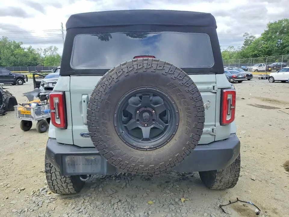 2022 FORD BRONCO BASE  