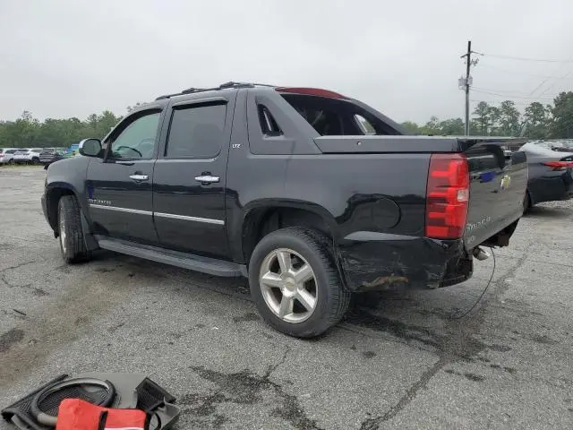 2011 CHEVROLET AVALANCHE LTZ  