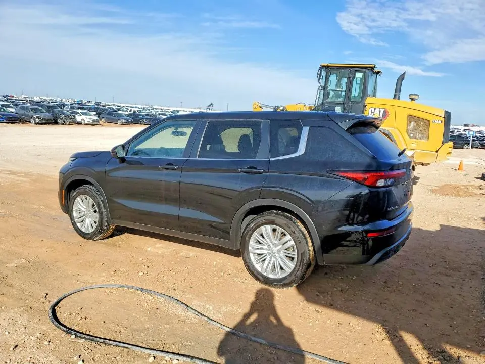 2024 MITSUBISHI OUTLANDER ES  