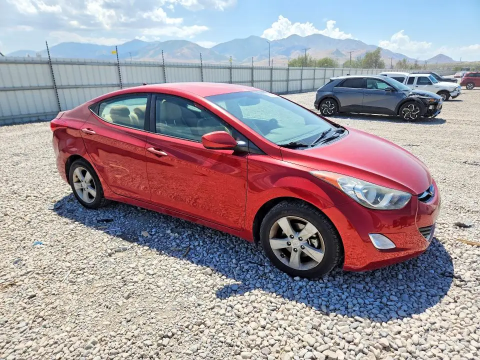 2013 HYUNDAI ELANTRA GLS  