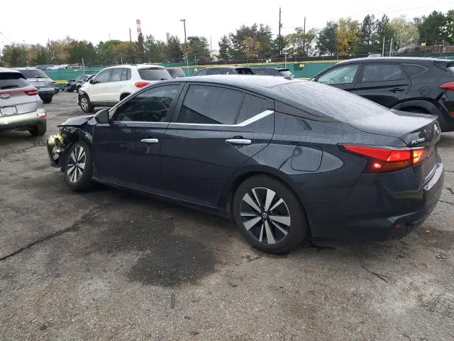 2022 NISSAN ALTIMA SV  