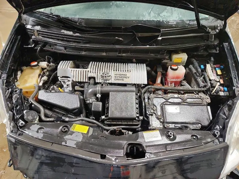 2015 TOYOTA PRIUS FOUR  