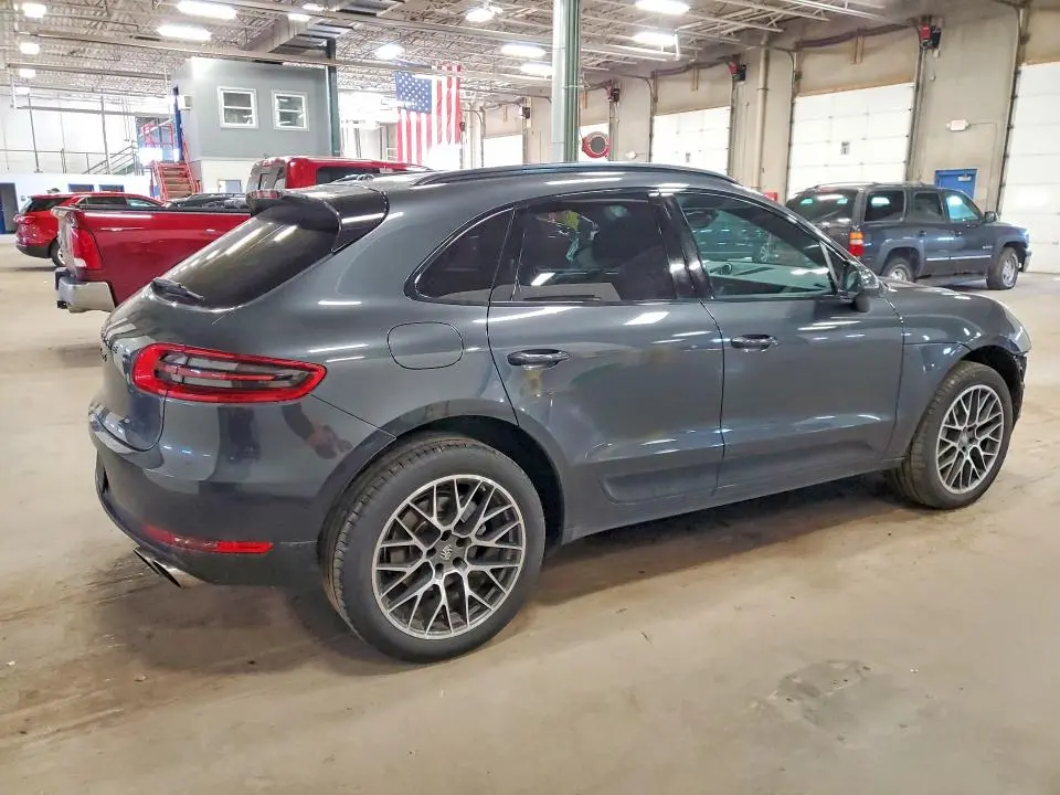 2018 PORSCHE MACAN S  