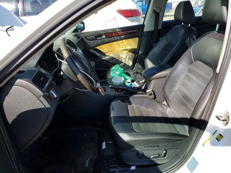 2013 VOLKSWAGEN PASSAT SEL  