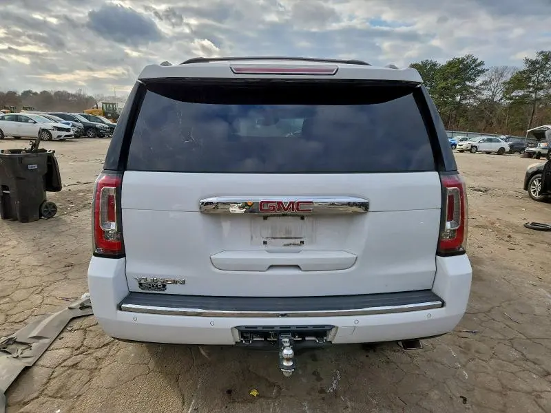 2018 GMC YUKON DENALI  