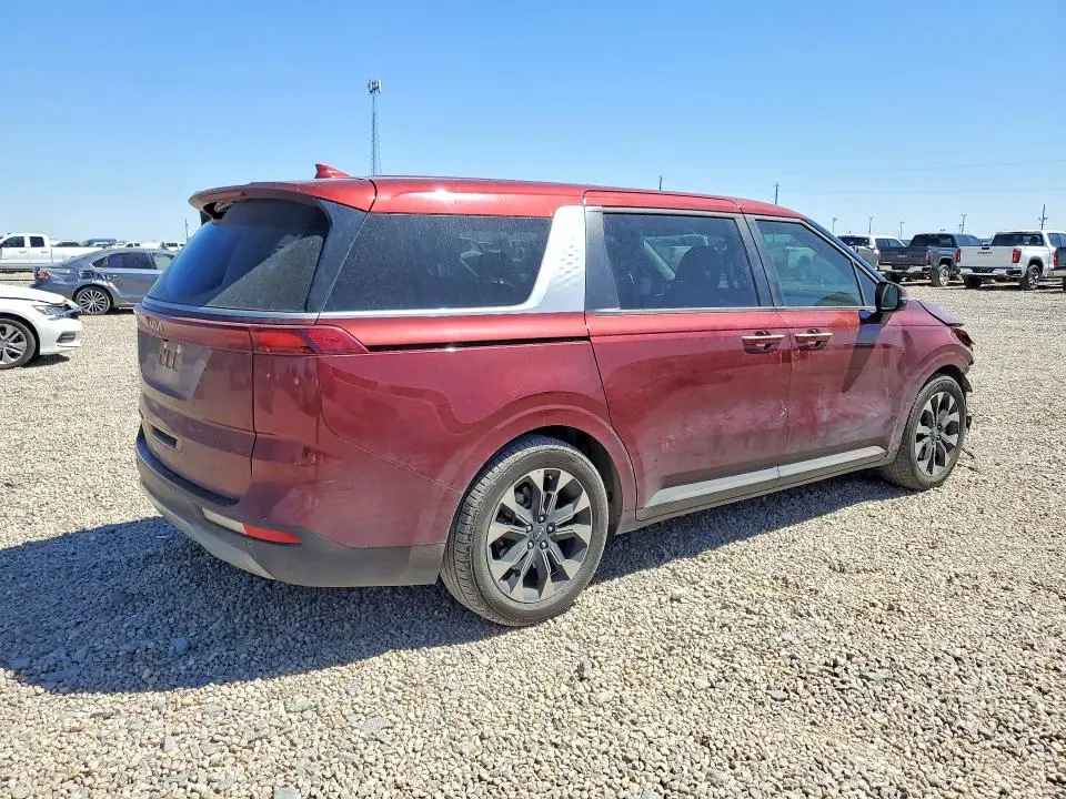 2022 KIA CARNIVAL EX  
