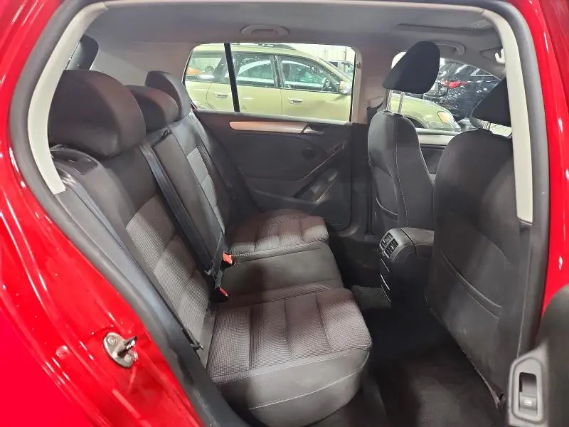 2013 VOLKSWAGEN GOLF   