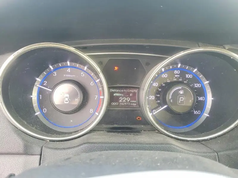 2011 HYUNDAI SONATA GLS  