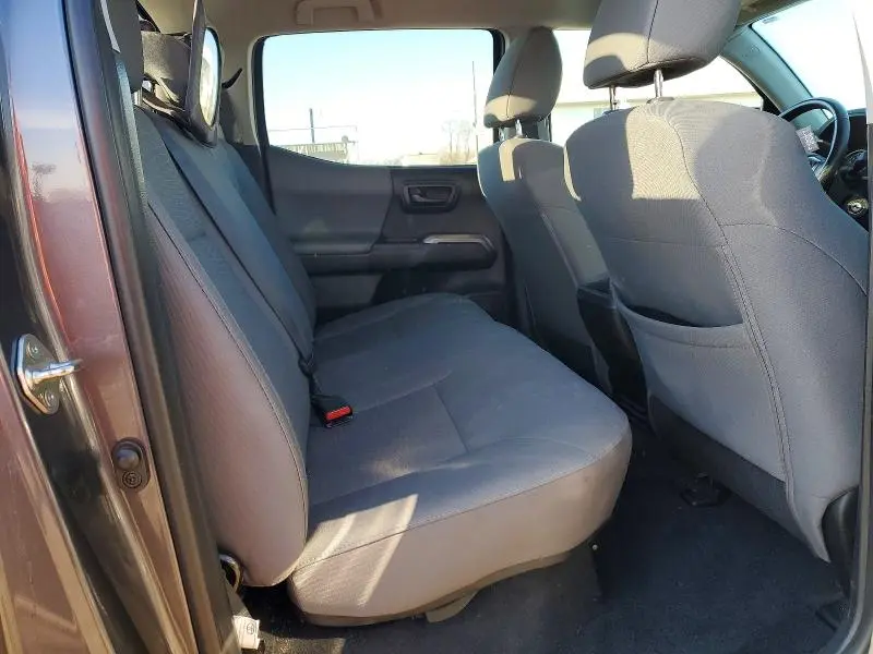 2016 TOYOTA TACOMA SR5 V6  