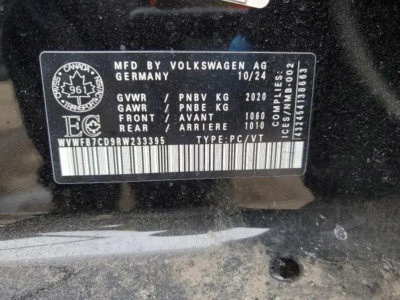 2024 VOLKSWAGEN GOLF R   