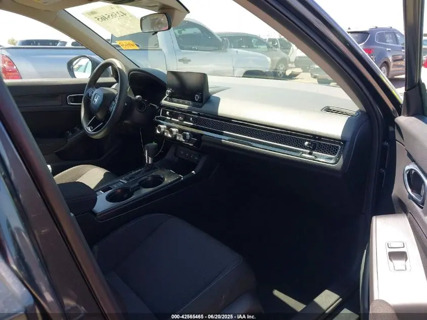2025 HONDA CIVIC LX