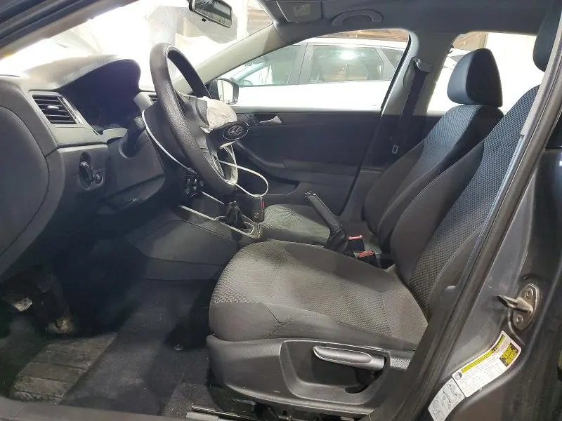 2012 VOLKSWAGEN JETTA BASE  