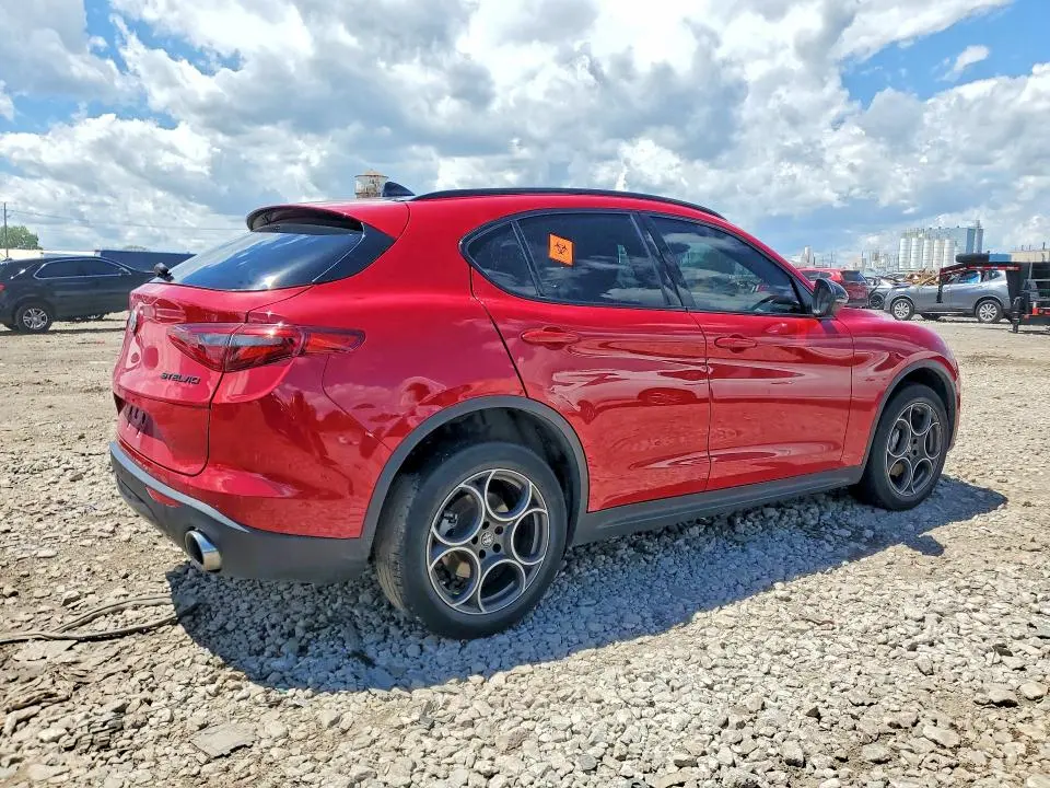2021 ALFA ROMEO STELVIO SPORT  