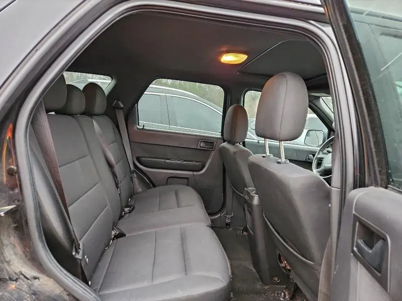 2011 FORD ESCAPE XLT  