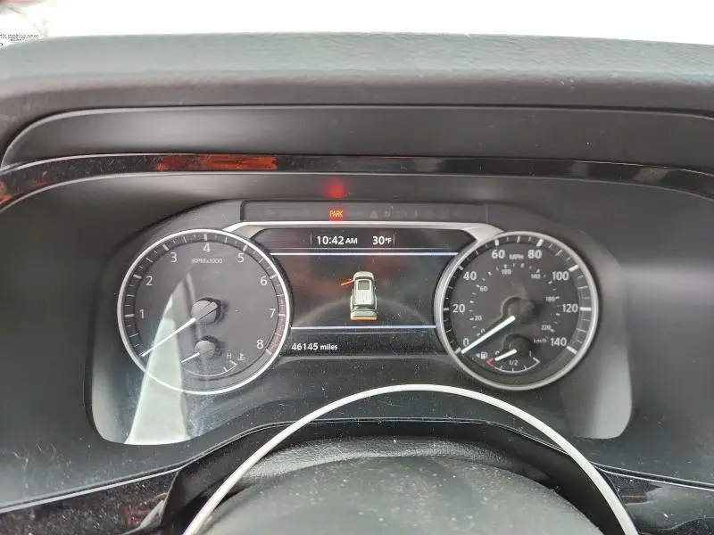 2023 NISSAN PATHFINDER SV  