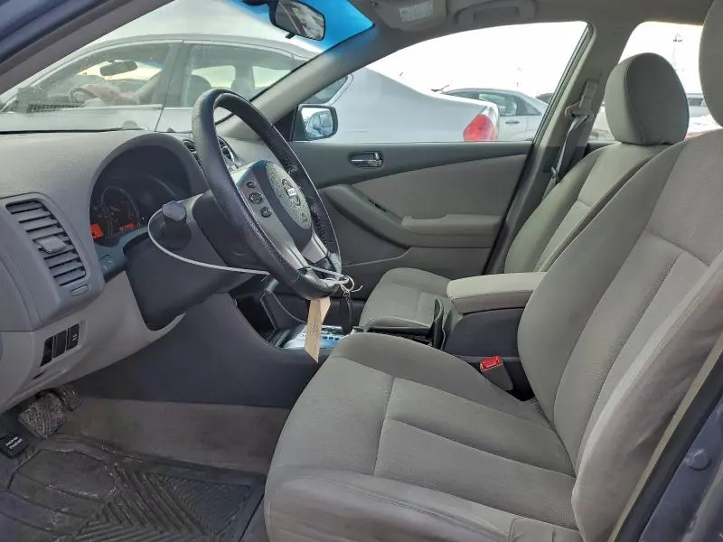 2010 NISSAN ALTIMA BASE  
