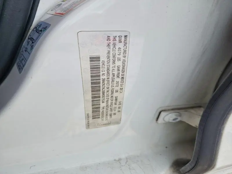 2011 VOLKSWAGEN JETTA BASE  