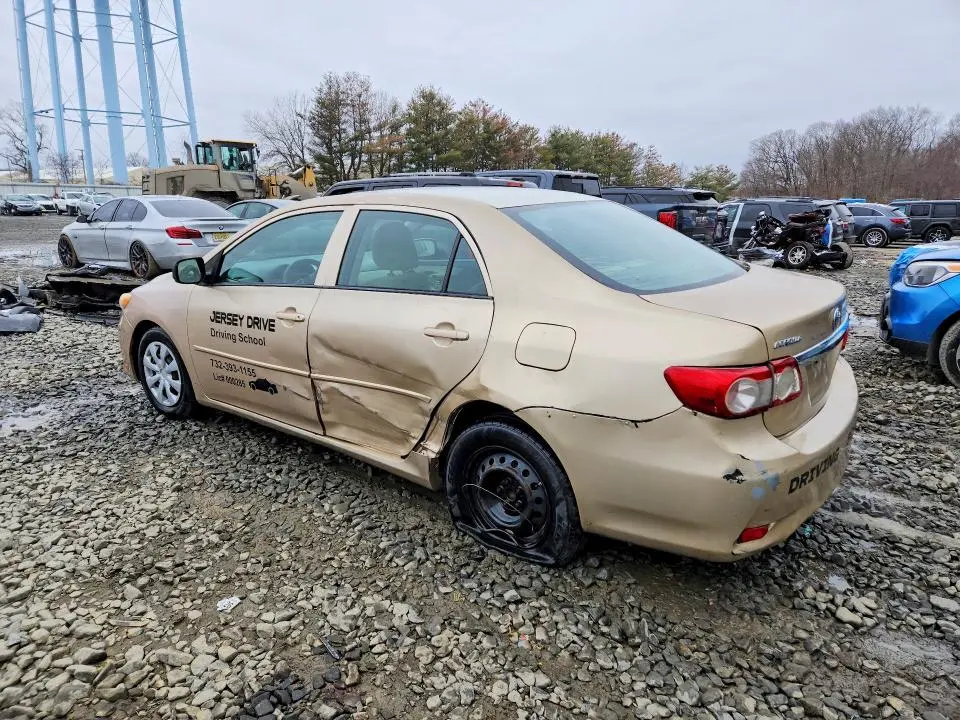 2013 TOYOTA COROLLA L  