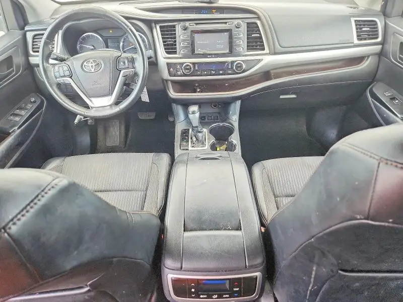 2014 TOYOTA HIGHLANDER LE PLUS  
