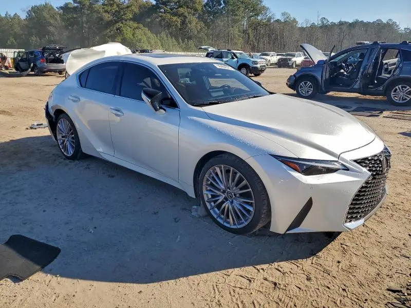 2022 LEXUS IS 300  