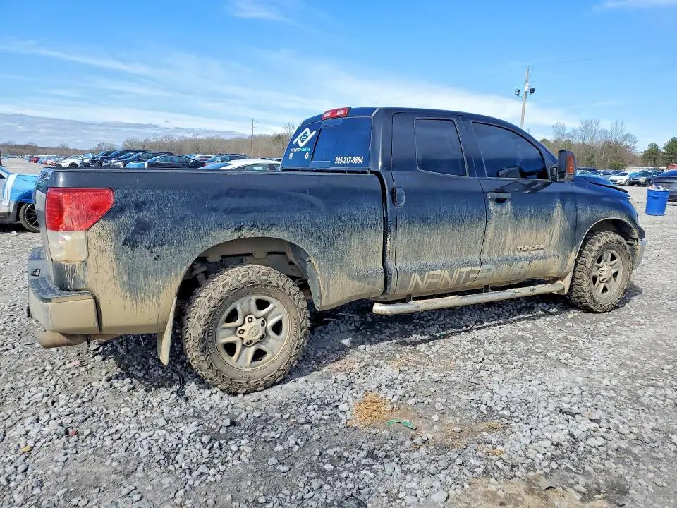 2011 TOYOTA TUNDRA DOUBLE CAB SR5  