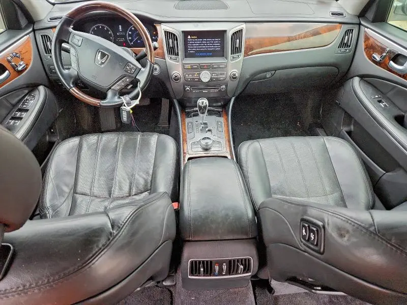 2013 HYUNDAI EQUUS SIGNATURE  