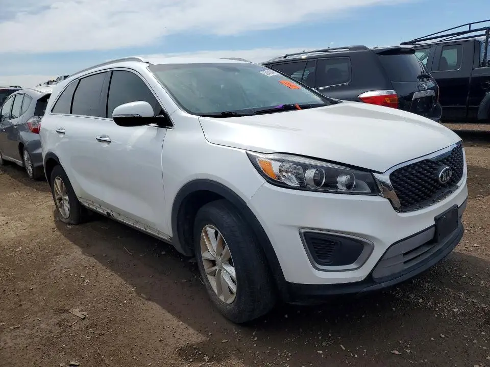 2017 KIA SORENTO LX  