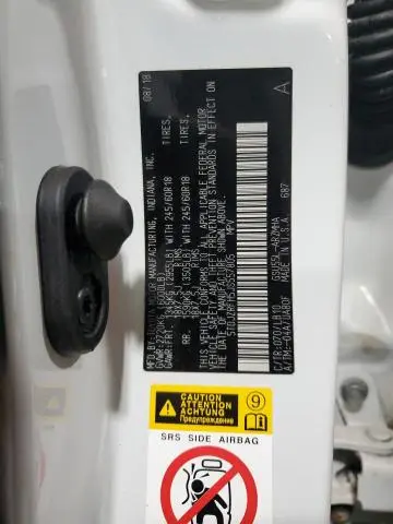 2018 TOYOTA HIGHLANDER SE  