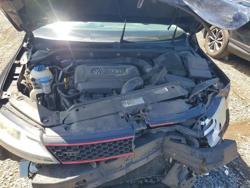 2014 VOLKSWAGEN JETTA SE  