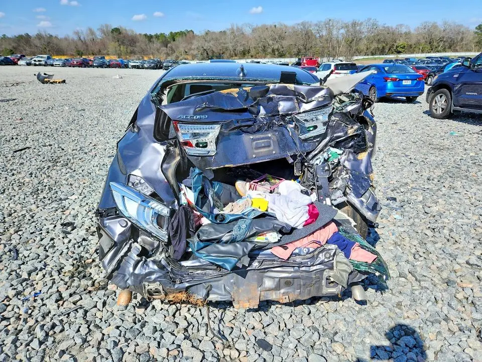 2021 HONDA ACCORD LX  