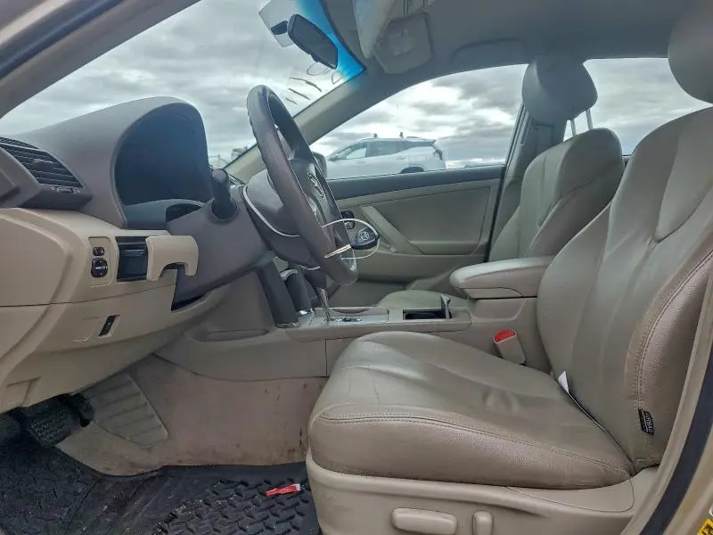 2011 TOYOTA CAMRY BASE  