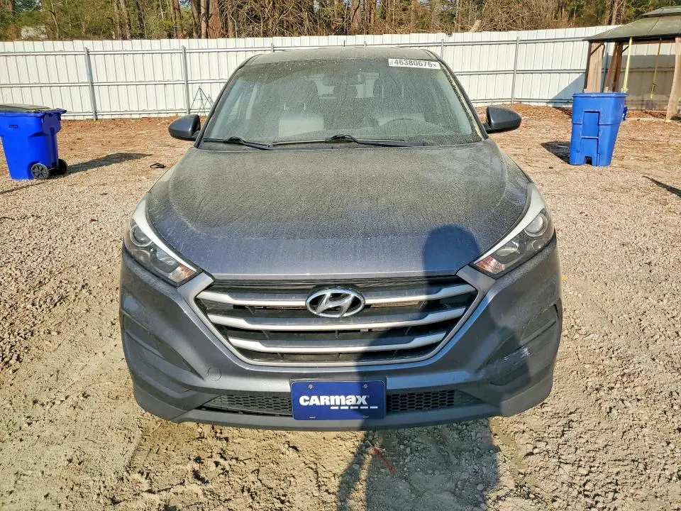 2018 HYUNDAI TUCSON SE  